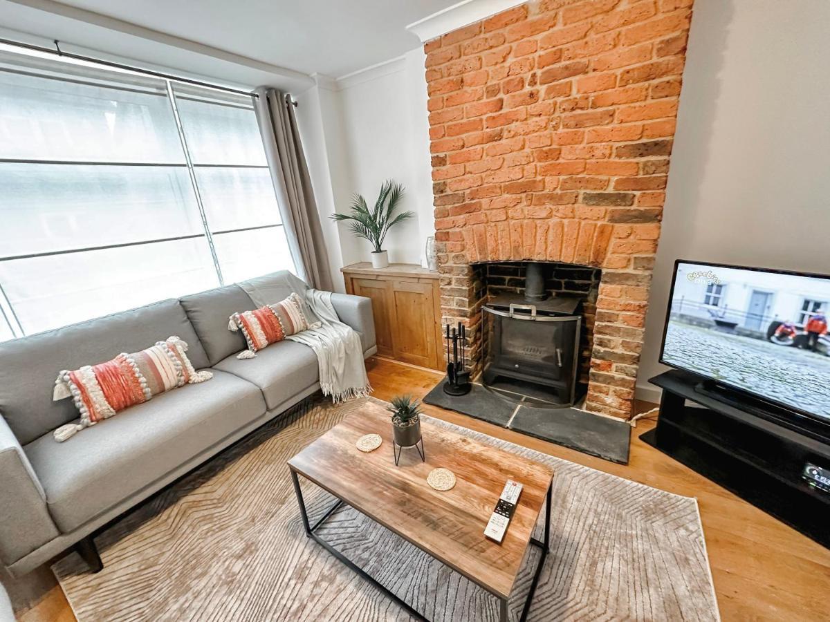 3 Bedroom Home Close To Town Centre With Wifi & Garden Royal Tunbridge Wells Exterior foto