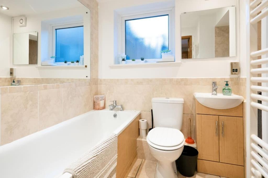 3 Bedroom Home Close To Town Centre With Wifi & Garden Royal Tunbridge Wells Exterior foto
